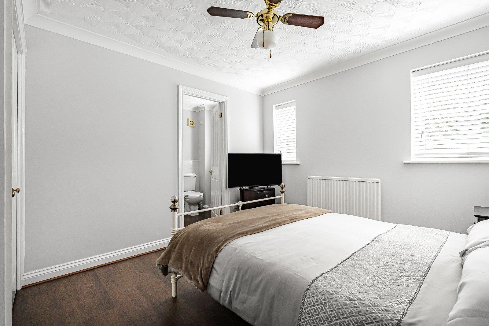 Property Image a925445a-5f67-43a9-bdfd-91ef6205e002