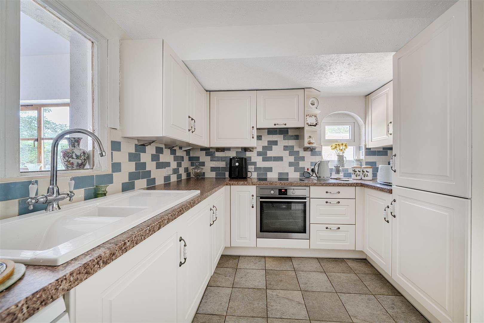 Property Image a926b606-c7a7-43f9-adcd-25988ecaa279