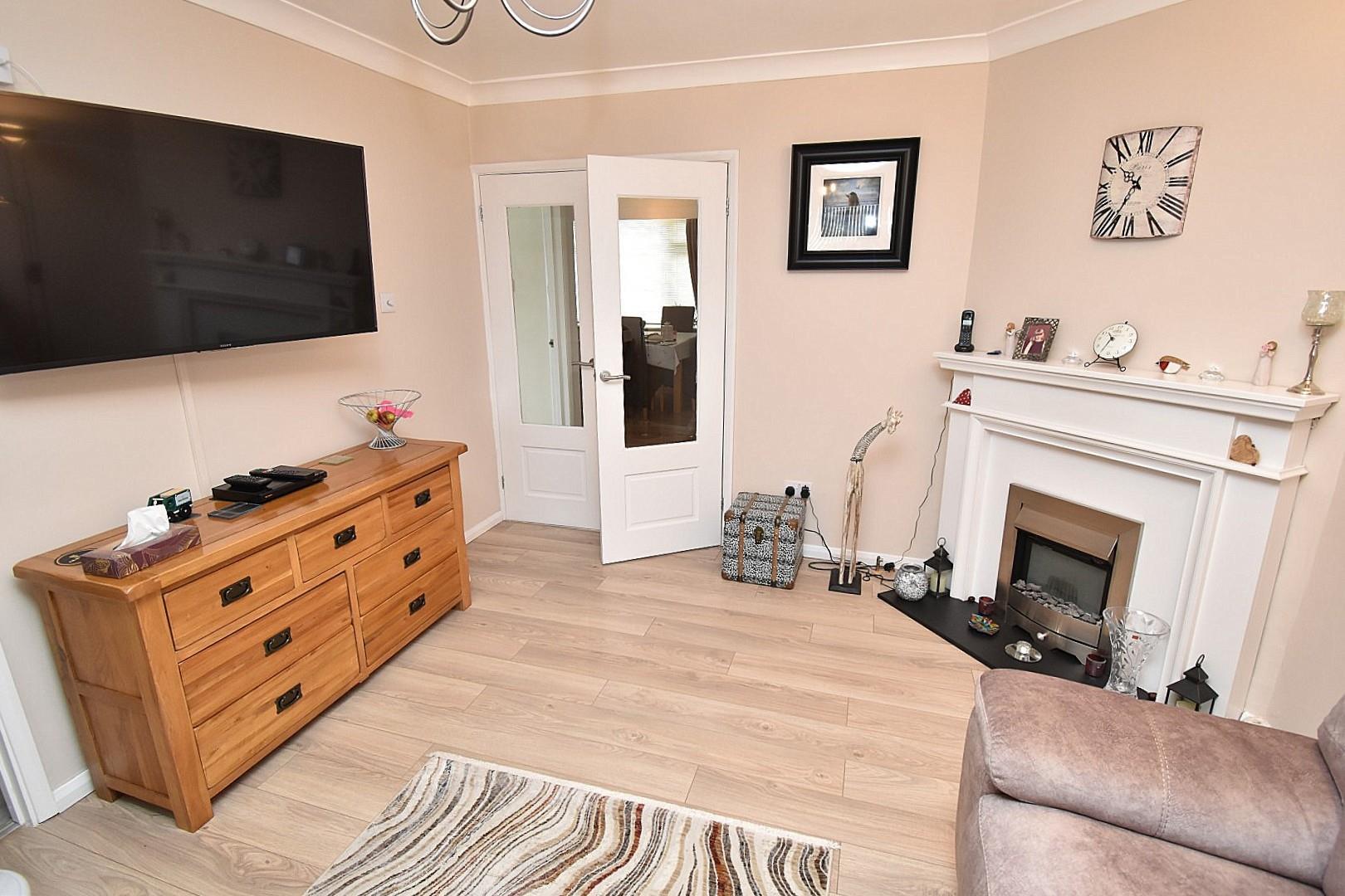 Property Image a9275100-dc93-4ddc-9cca-da89e9516bf4