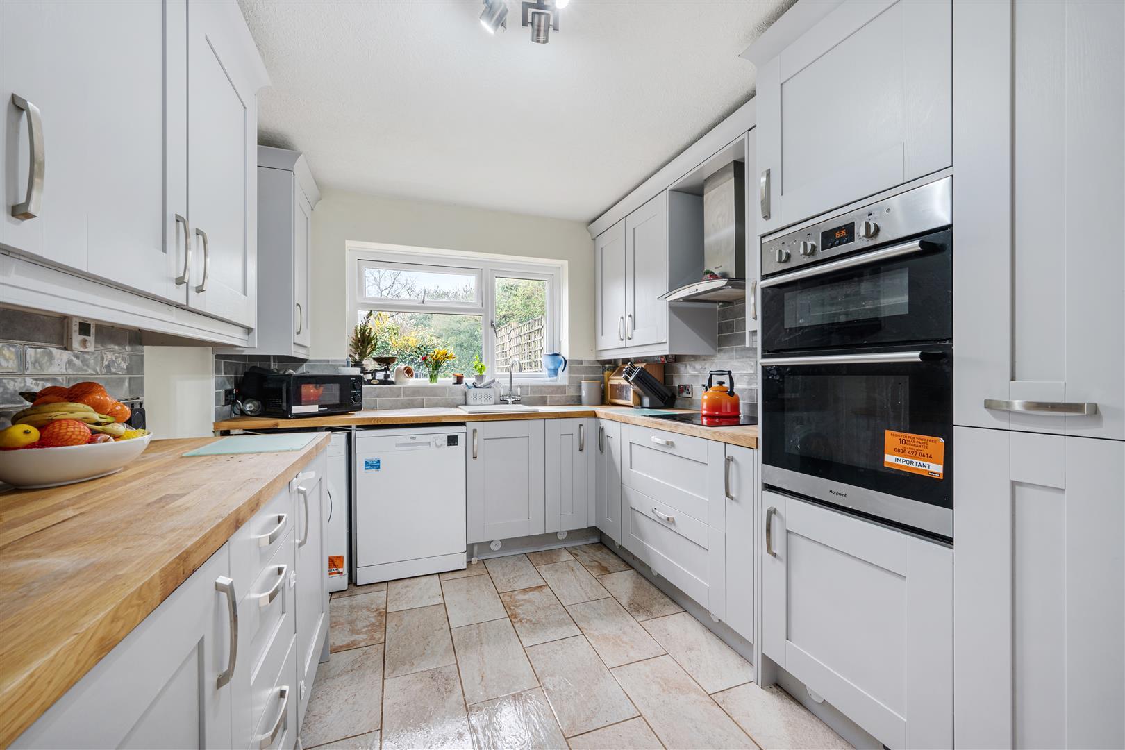Property Image a93241ec-b071-474e-9649-9d3a1a414582