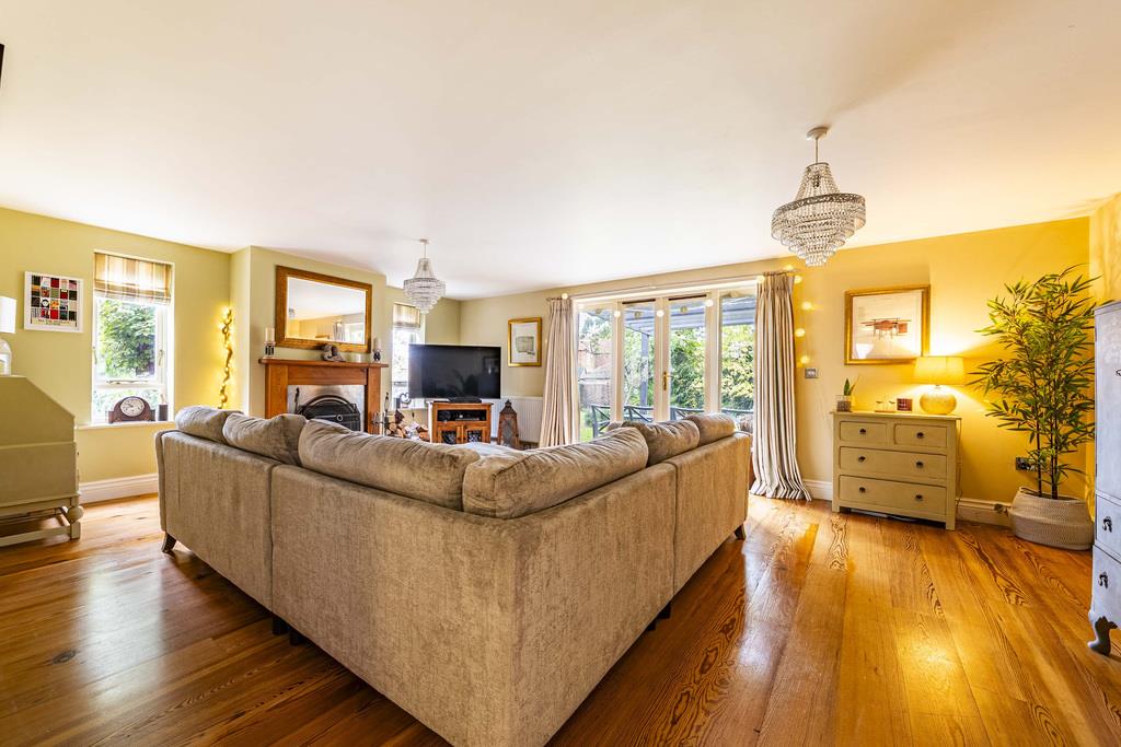 Property Image a94f8d93-2293-4cce-8c02-6f51b1176ef3