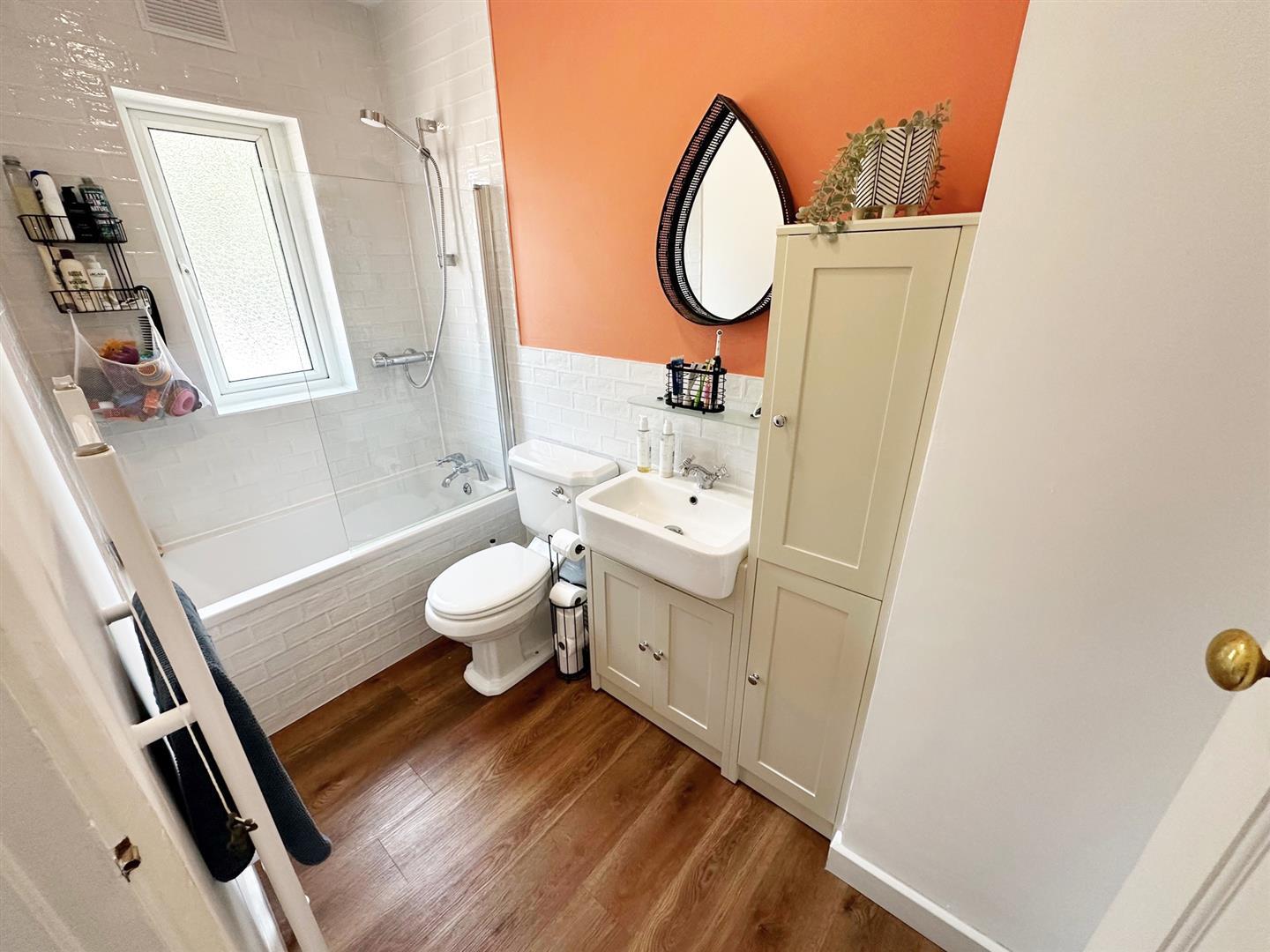Property Image a9502693-d915-492a-85e2-47979be2e09f