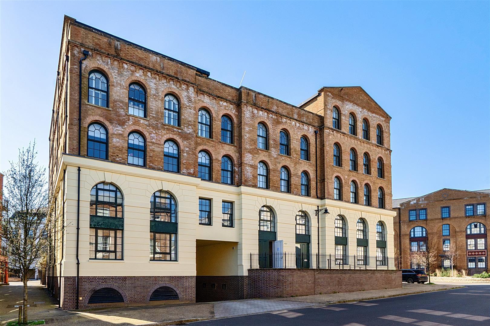 Property Image a9511cab-0ef9-4fe4-8567-607500cb9083