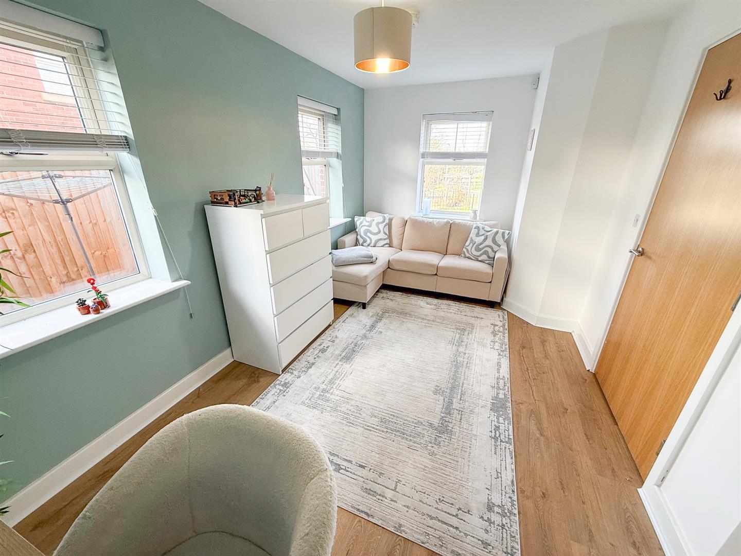 Property Image a95f62bf-44c1-42ae-b921-0ed14c3508f9