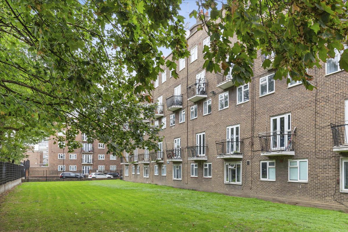 Property Image a961eb9e-2fcc-41b9-9ef5-0d3024e8e564