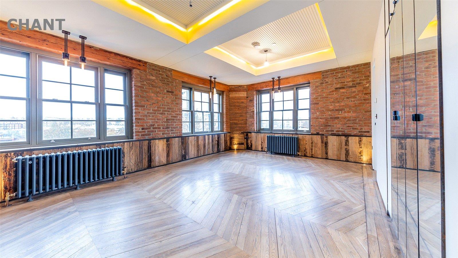 Property Image a96362f2-fd98-44cd-b0ae-31d7172a7035