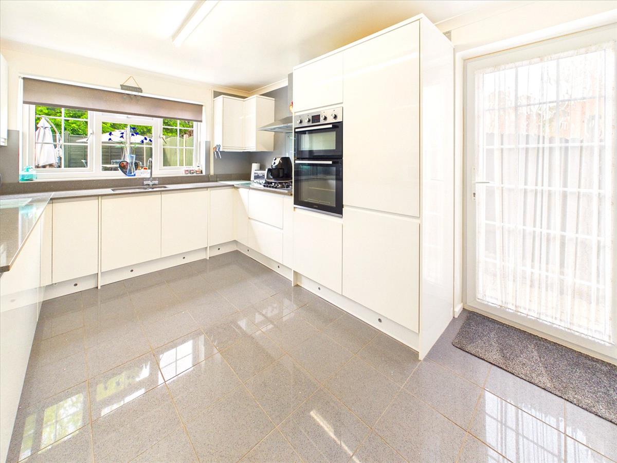 Property Image a977034e-988b-451e-9766-cda76c631828