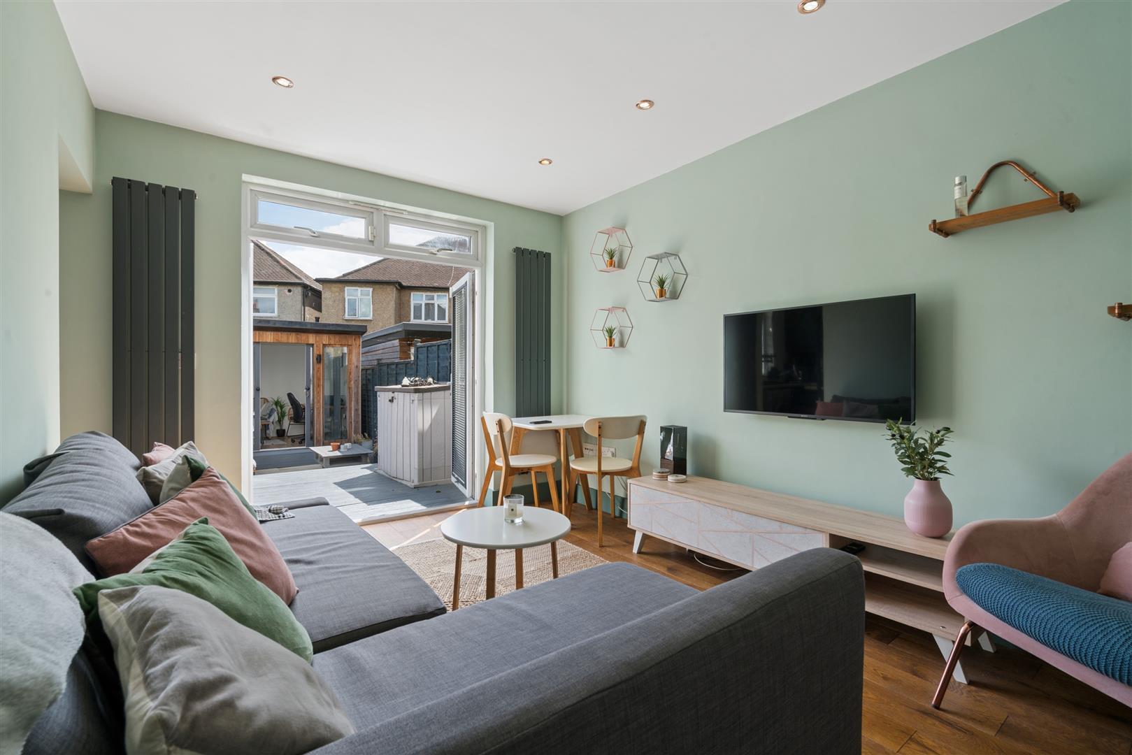 Property Image a97ed35f-957a-4d77-8141-feff2d7ba565
