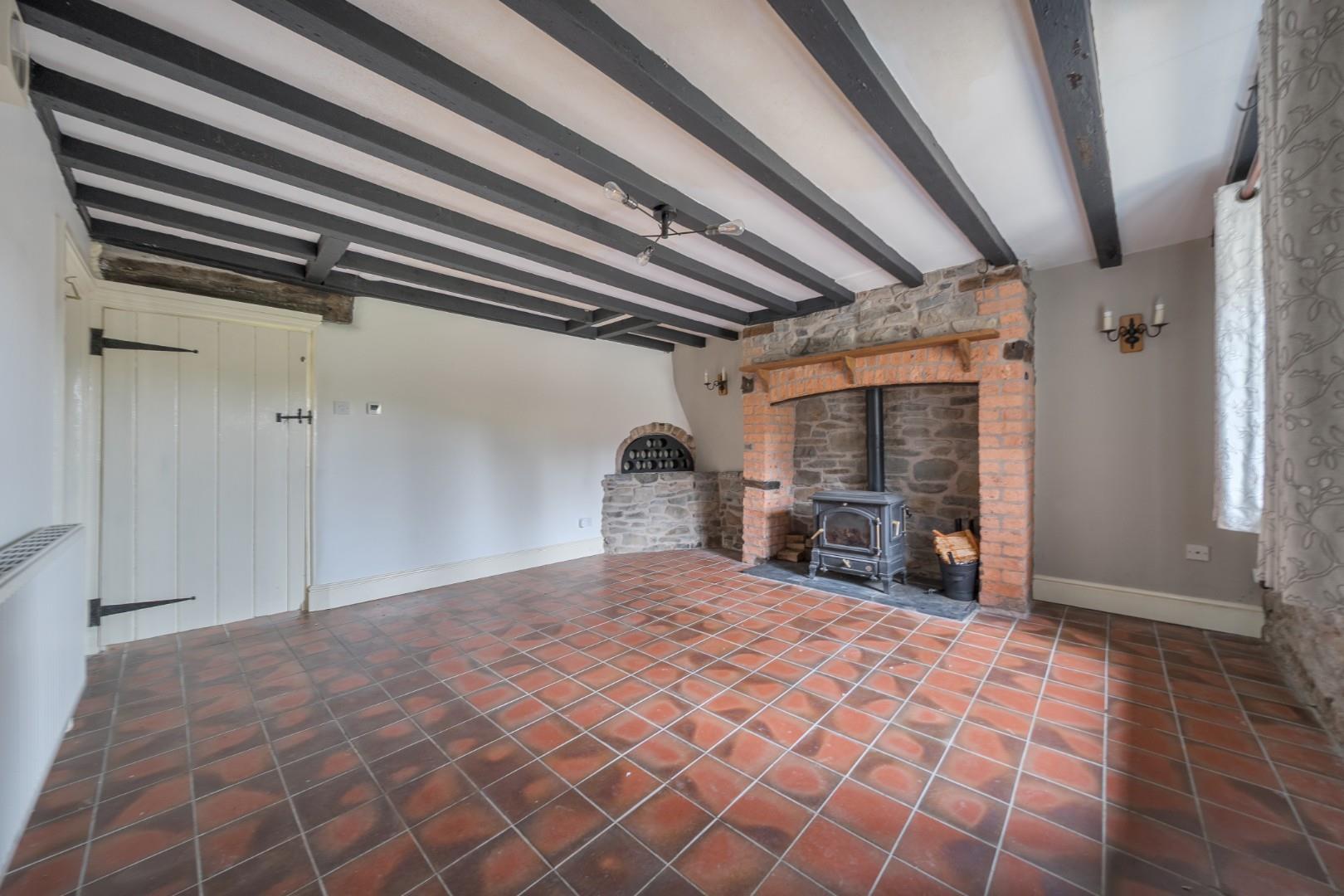 Property Image a992b922-7556-4360-92db-0cd9743f6f5d