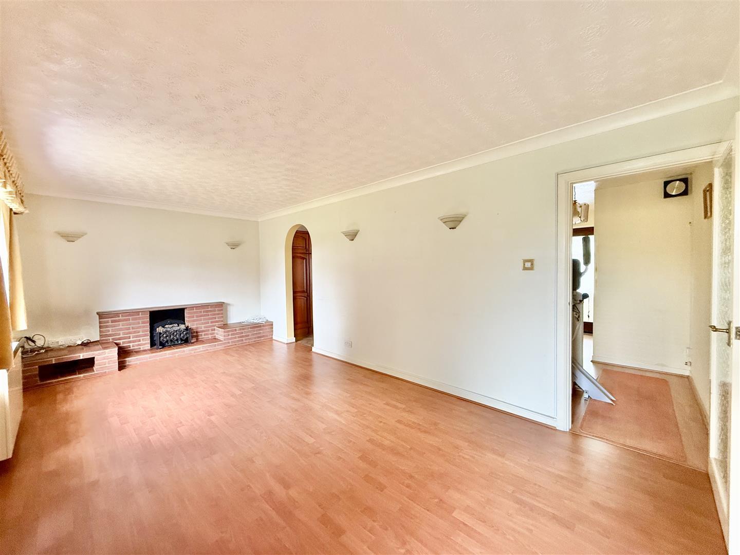 Property Image a99cf27f-3470-4bb4-95db-5c124a231c70