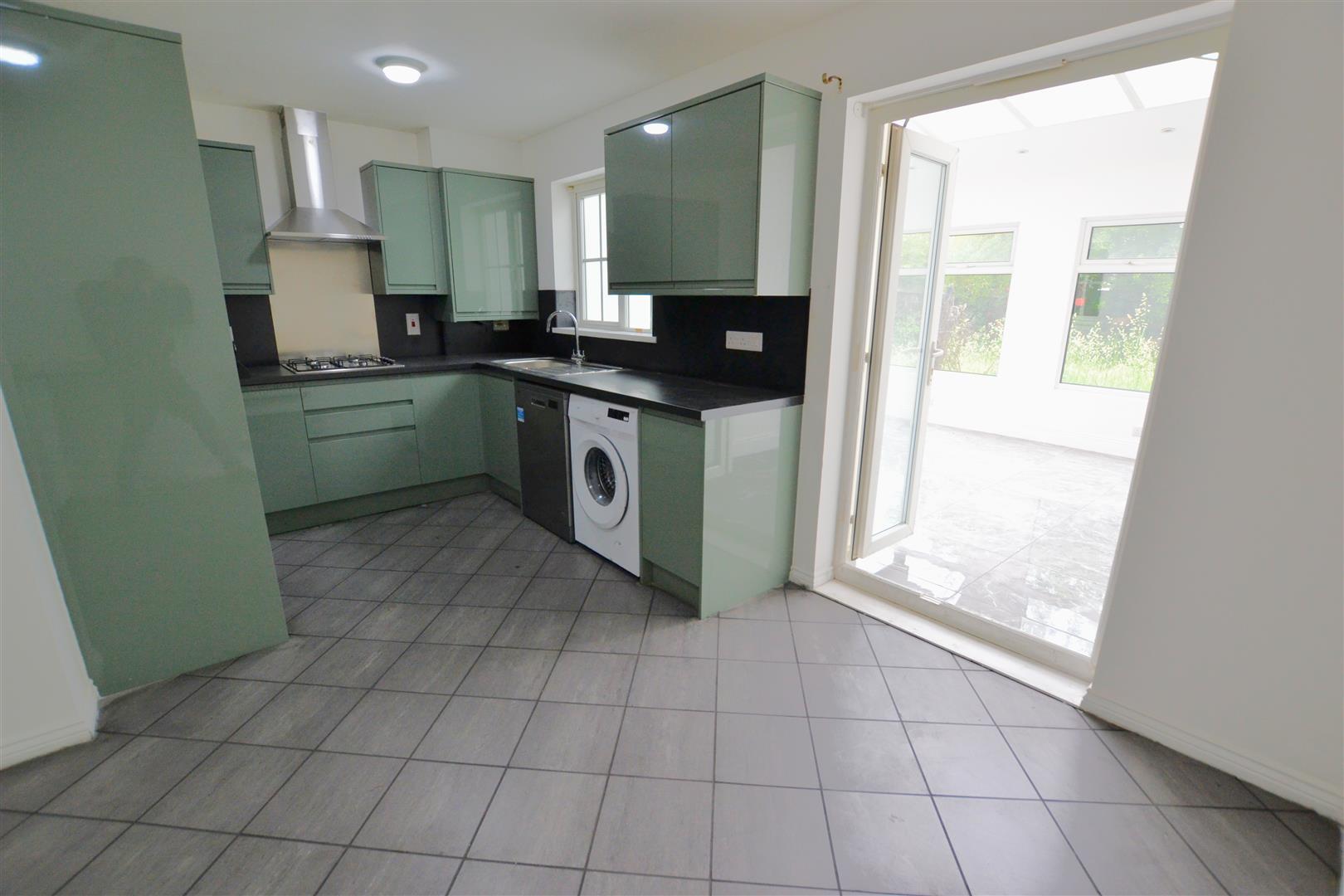 Property Image a9a87925-c505-426f-b9b7-b8c542ee0e5b