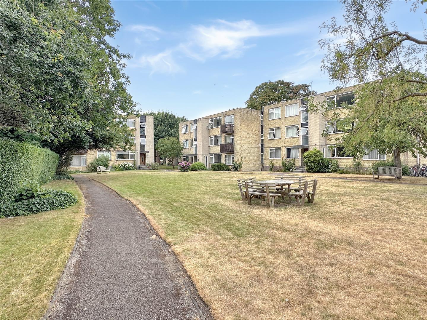 Property Image a9b4db64-6614-412e-bf0c-40977903c0ce