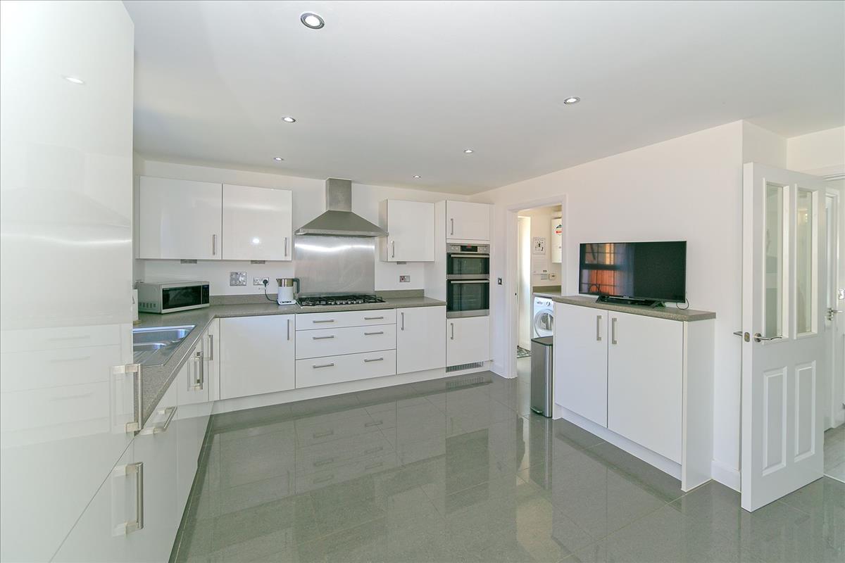 Property Image a9bfcdf1-f381-4deb-8125-dd59e285e2bc