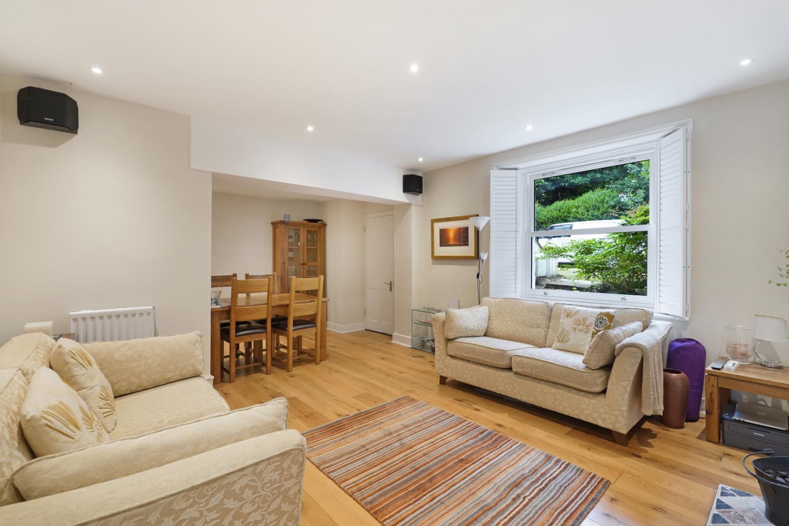 Property Image a9c3db8e-694a-4bfd-bf05-978fe64c31e4