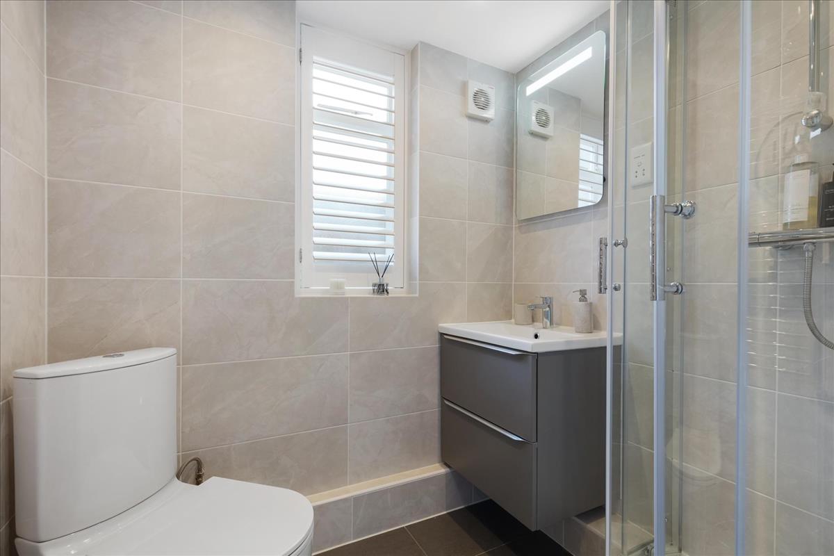 Property Image a9c6288e-e335-4daf-80d8-9ead1c7e4210