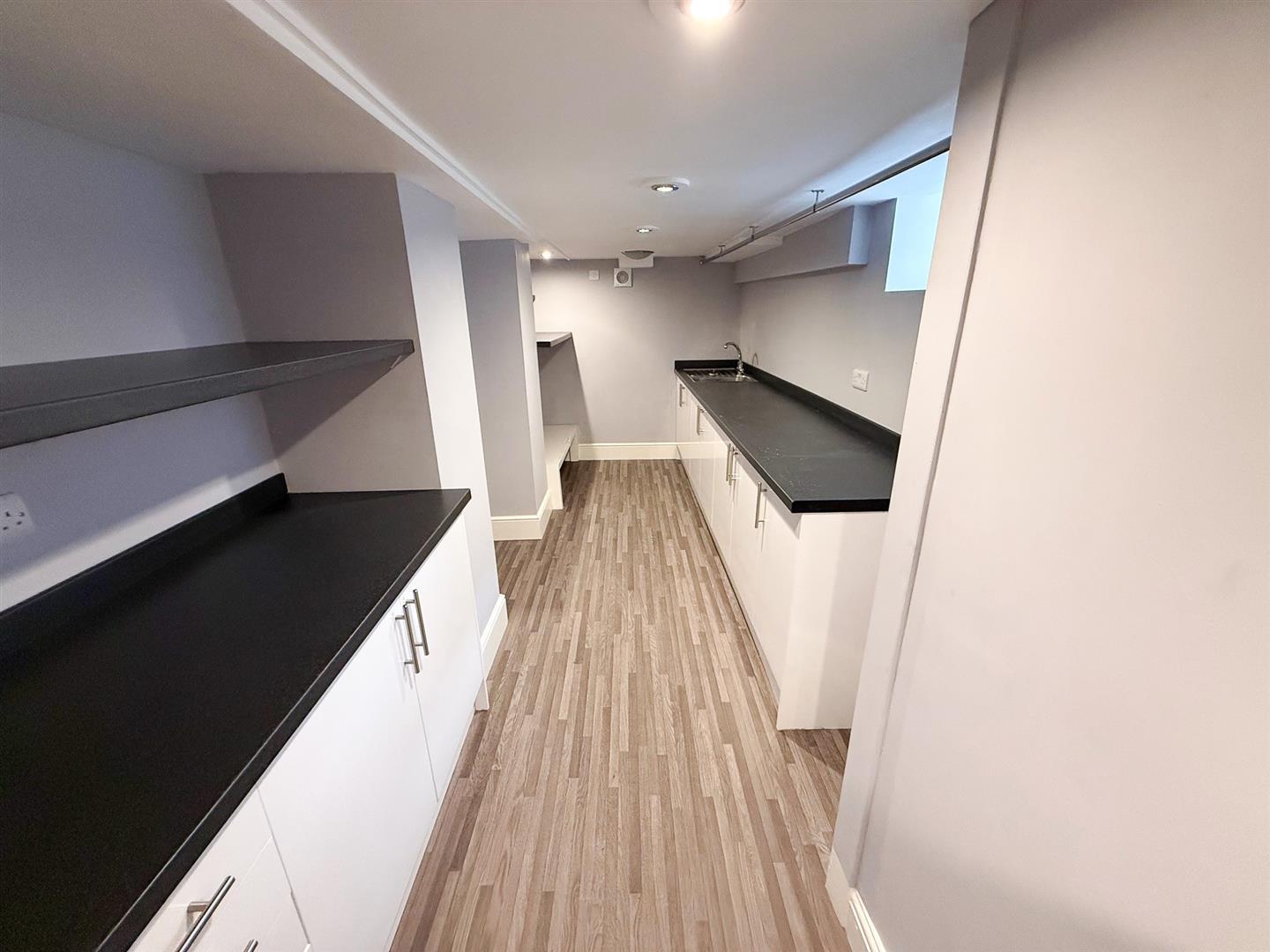 Property Image a9c85ac4-18ba-4861-9db2-625f40fc35f7