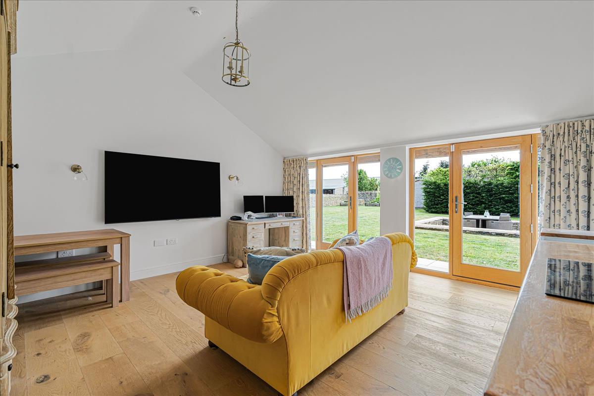Property Image a9d0da60-4ac5-41df-afcf-e55ca5e360c8