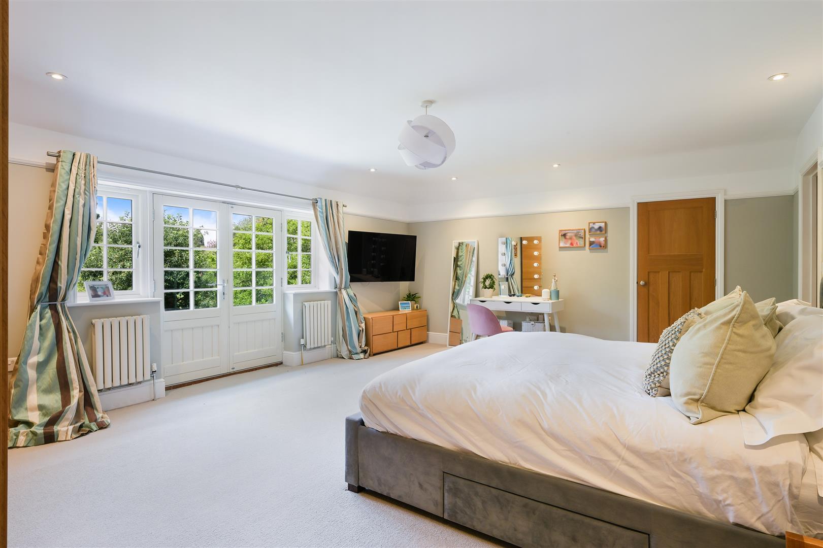 Property Image a9d0f761-e744-44b1-9427-3e76b7ed5e6f