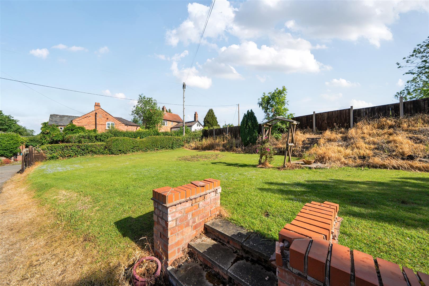 Property Image a9f80295-20bb-40e1-bf0f-8f079dfe34e2