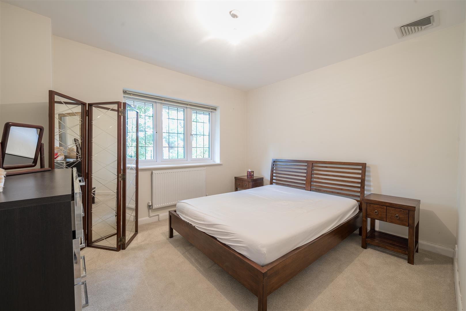 Property Image a9f9753d-7ec1-4dca-aab4-d91e38ebd70b