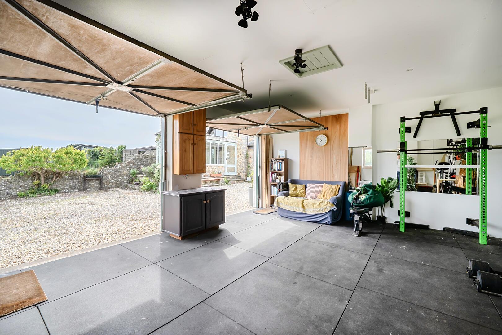 Property Image a9fc455b-a248-4023-8ea8-792bd83a129d