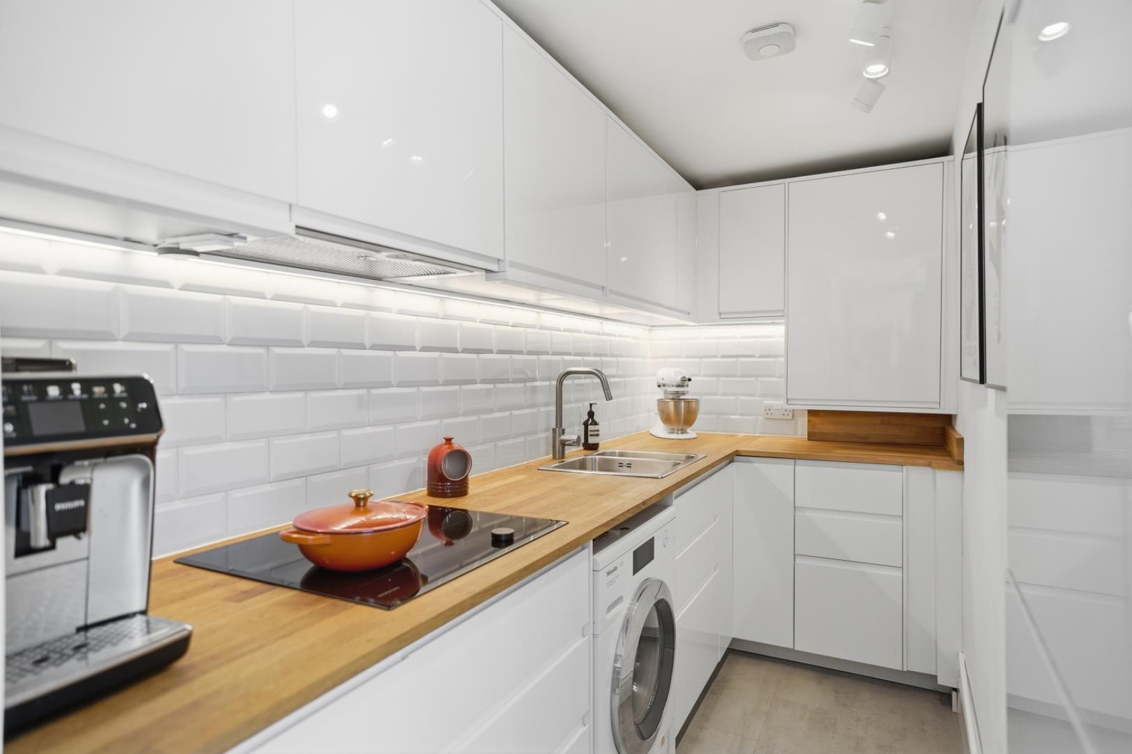 Property Image a9fdd458-bad9-4b26-a3cd-40f86aefc6ec