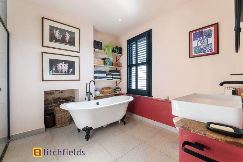Property Image aa031613-d6a0-47d1-bed7-d6ddc55e192a