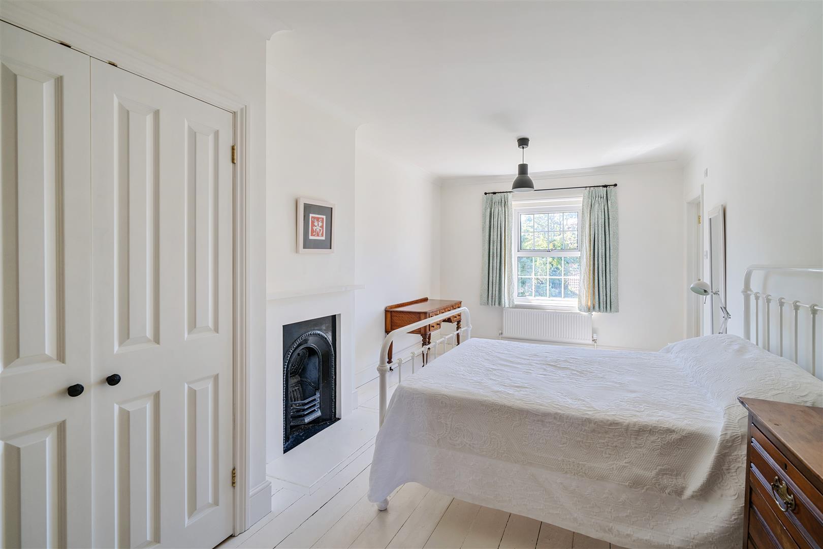 Property Image aa07a6b5-a7ff-46f9-bf2e-d5325f703851