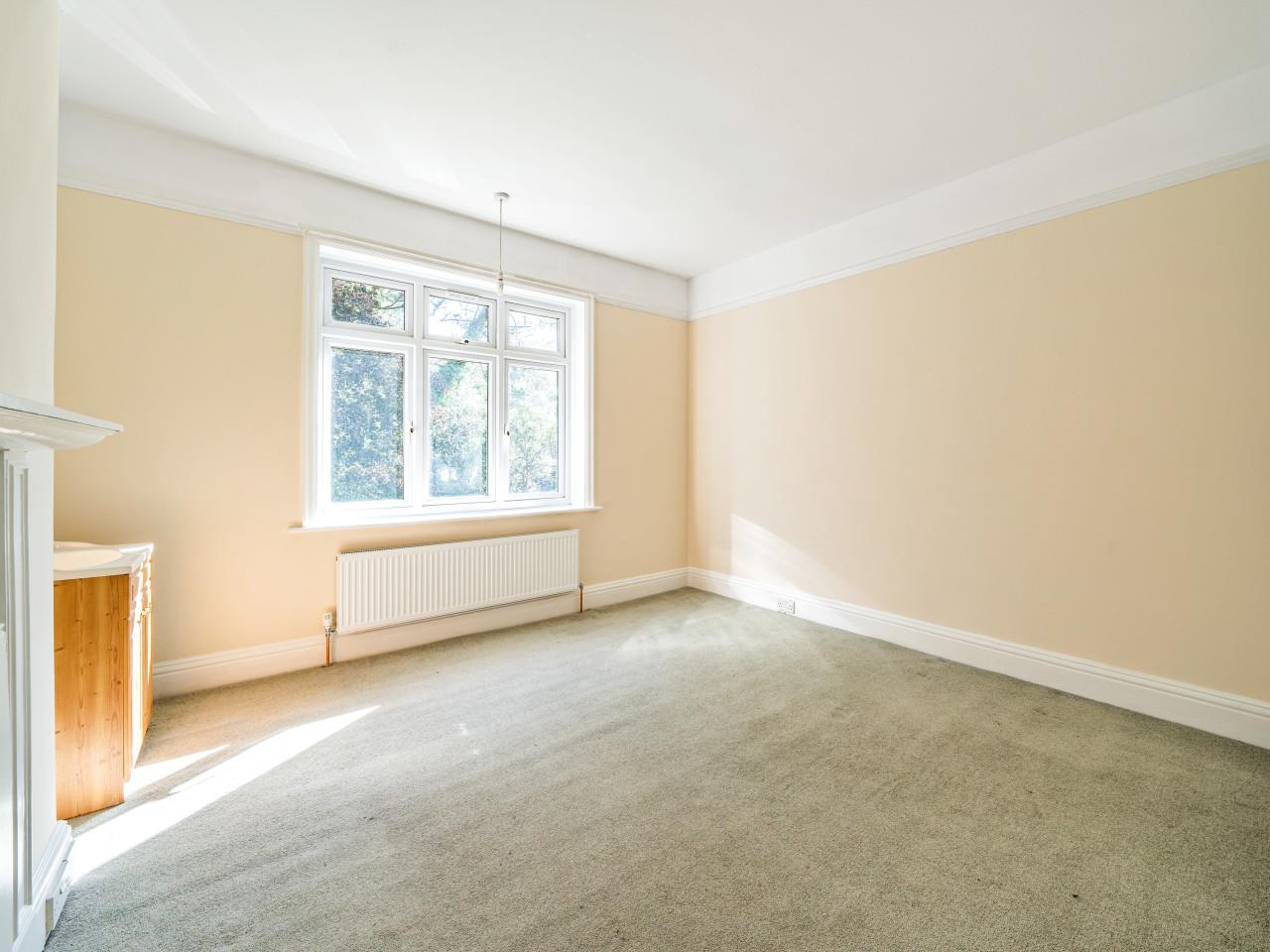 Property Image aa0b9889-4f56-41f6-9c33-4d3cbf4ae727