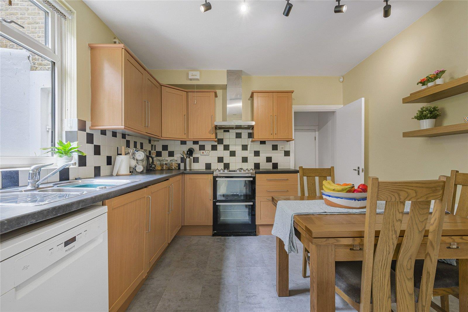 Property Image aa0e45f6-a9a9-4c83-ba05-a41be7858c9d