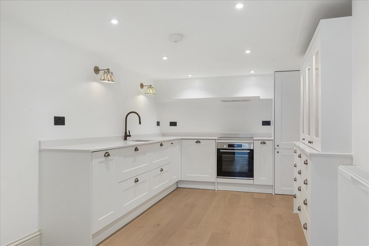 Property Image aa22039a-8fb7-4378-b94f-b959da432189