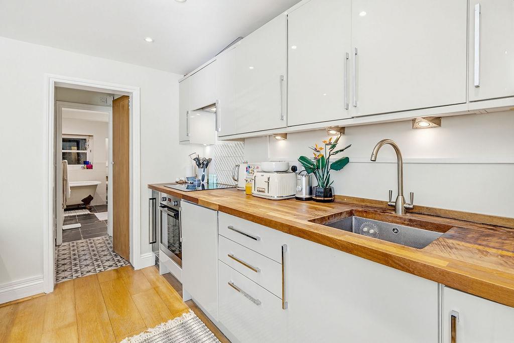 Property Image aa2fa9e0-01f1-4f36-8a28-2d27370e4195