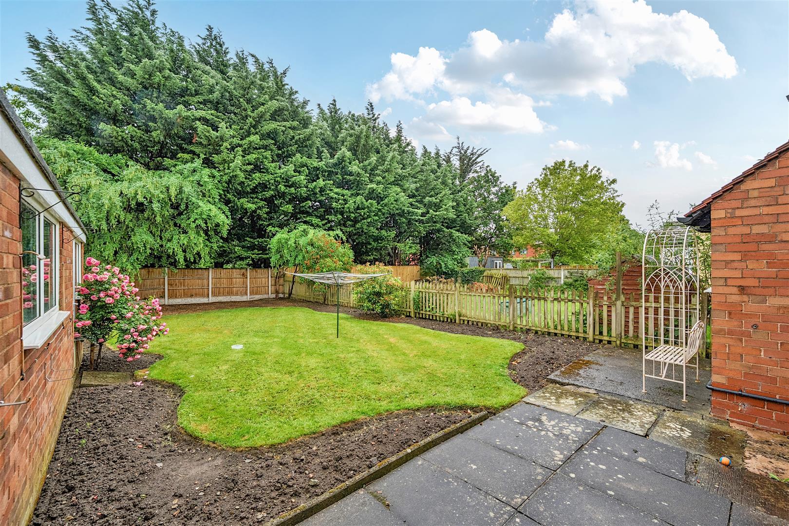 Property Image aa382825-99d7-47ec-bc46-c5e0aa0e3231