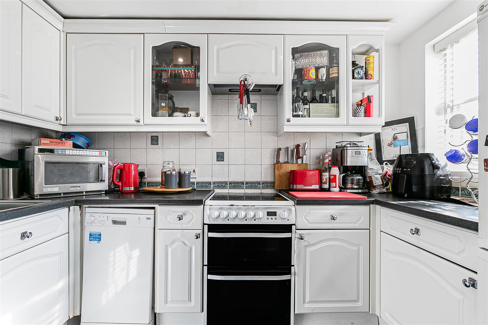 Property Image aa3c42cc-f1e7-4a4f-bfd6-6e7879837c66