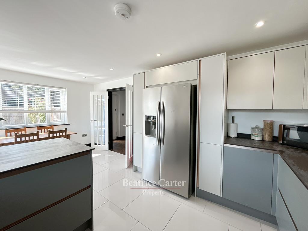 Property Image aa4691cb-4a7b-4756-9abd-c6803d0c3cd3