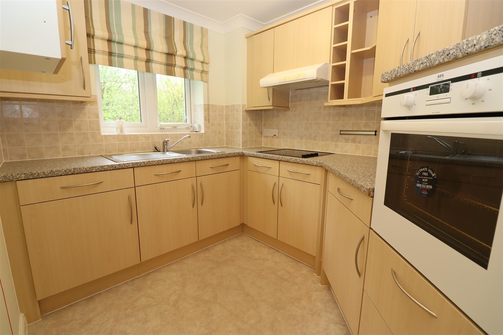 Property Image aa478336-2694-429e-88e5-214b899089d1