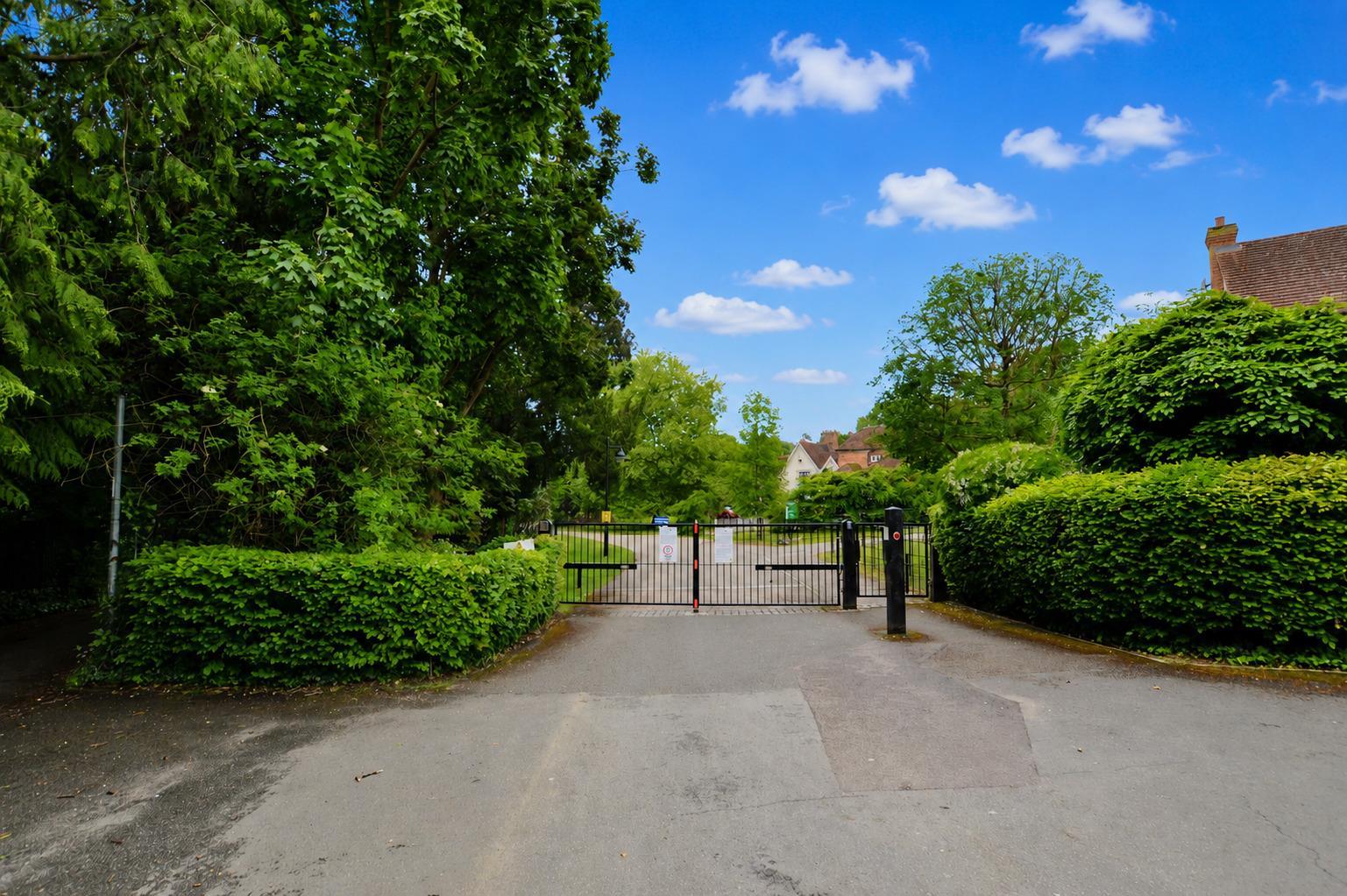 Property Image aa5aec9a-137e-4144-8524-3a109de4f1df