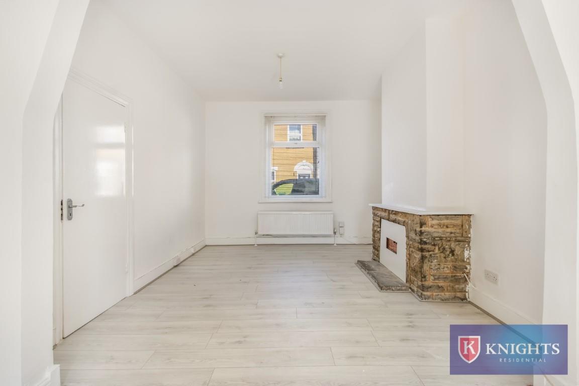 Property Image aa5ea368-e537-4259-b298-d0e8c5ebe0e7
