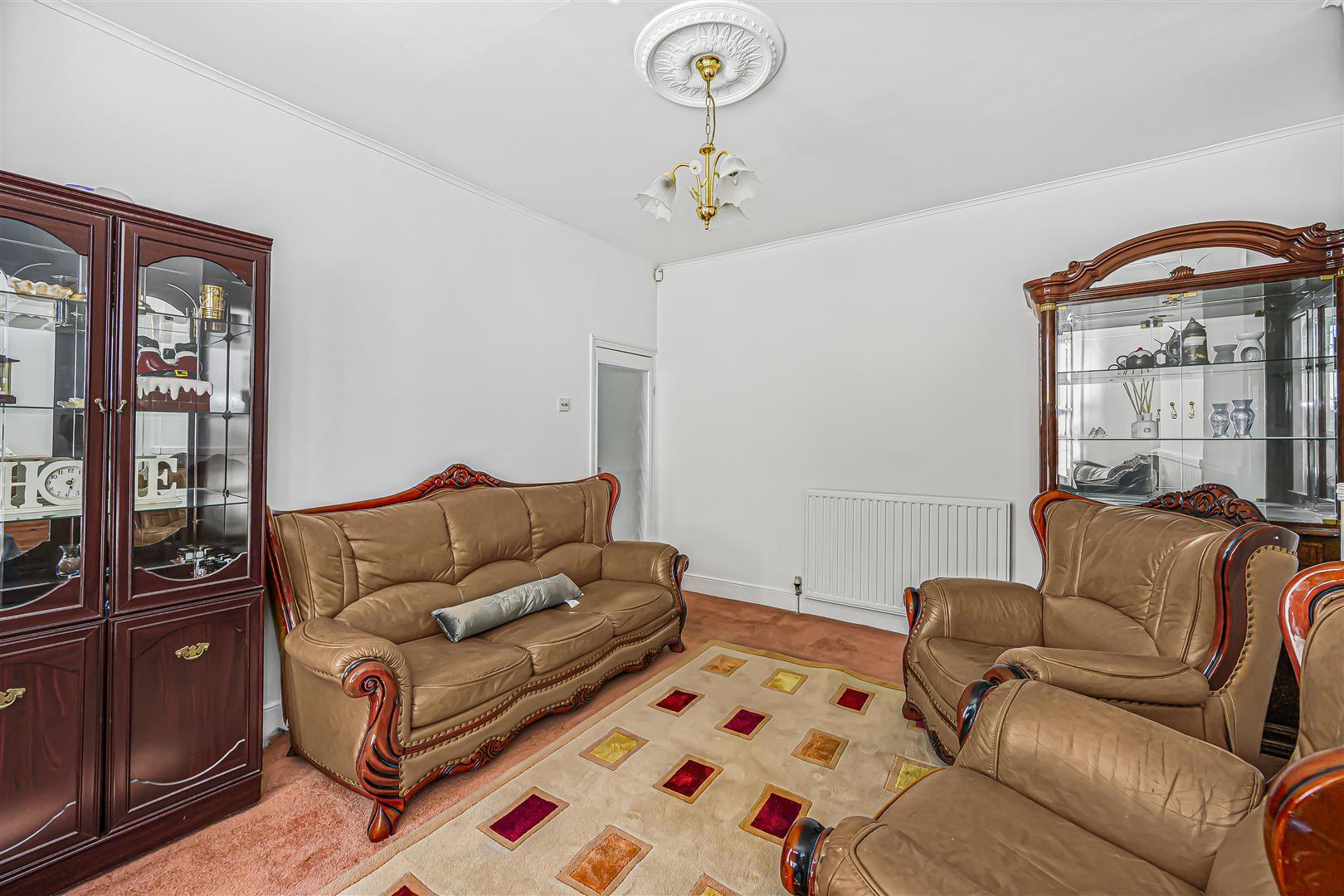 Property Image aa7416fd-d7f5-4724-be64-d04e9675c5f4