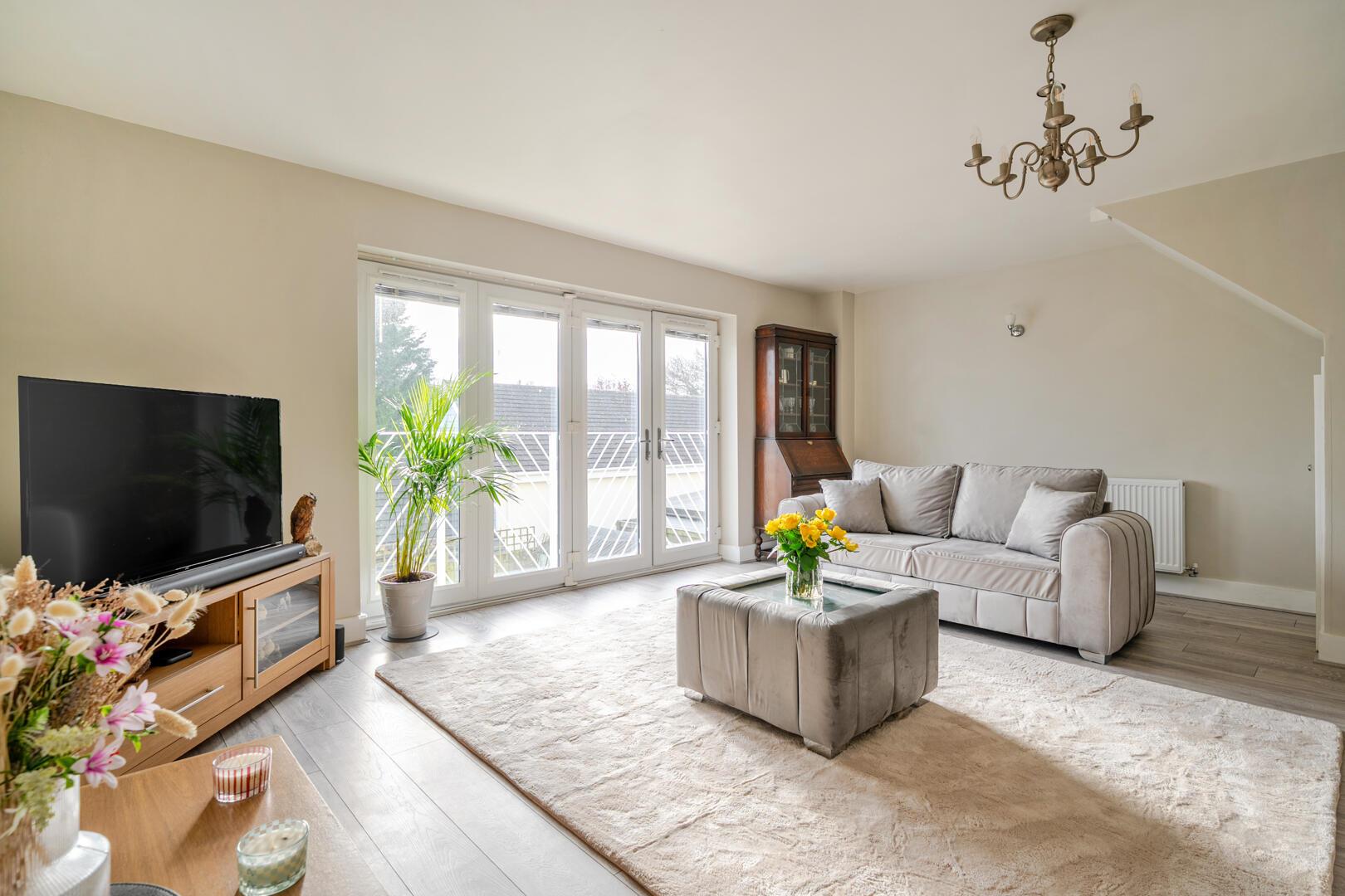 Property Image aa79d9e2-22cc-4049-91c3-fd840310cf3d