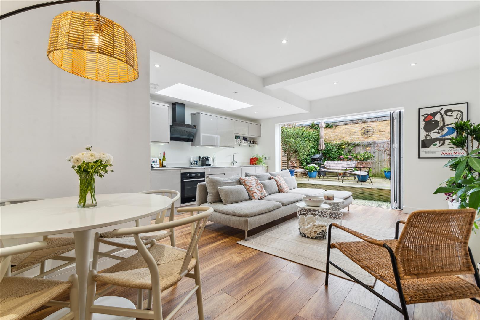 Property Image aa8285b2-9a78-4a49-ad35-421fb519eab6