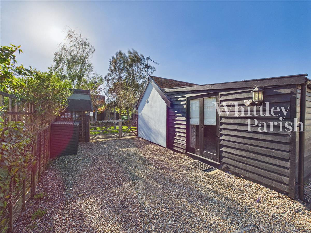 Property Image aa839602-51c5-4bc3-aa4b-3ea630171c07