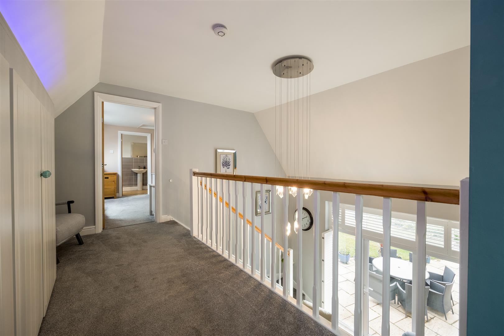 Property Image aa93dbb0-2ad2-419d-8f72-cdcfc732eb83