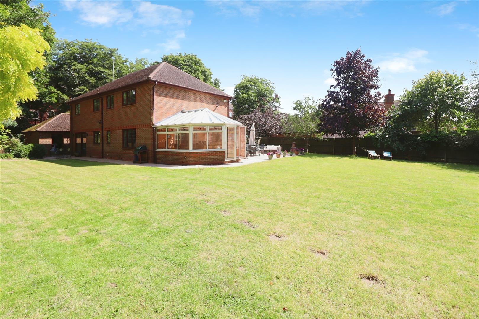 Property Image aaaac74d-ba11-442c-8476-ba09a9c1bbf9