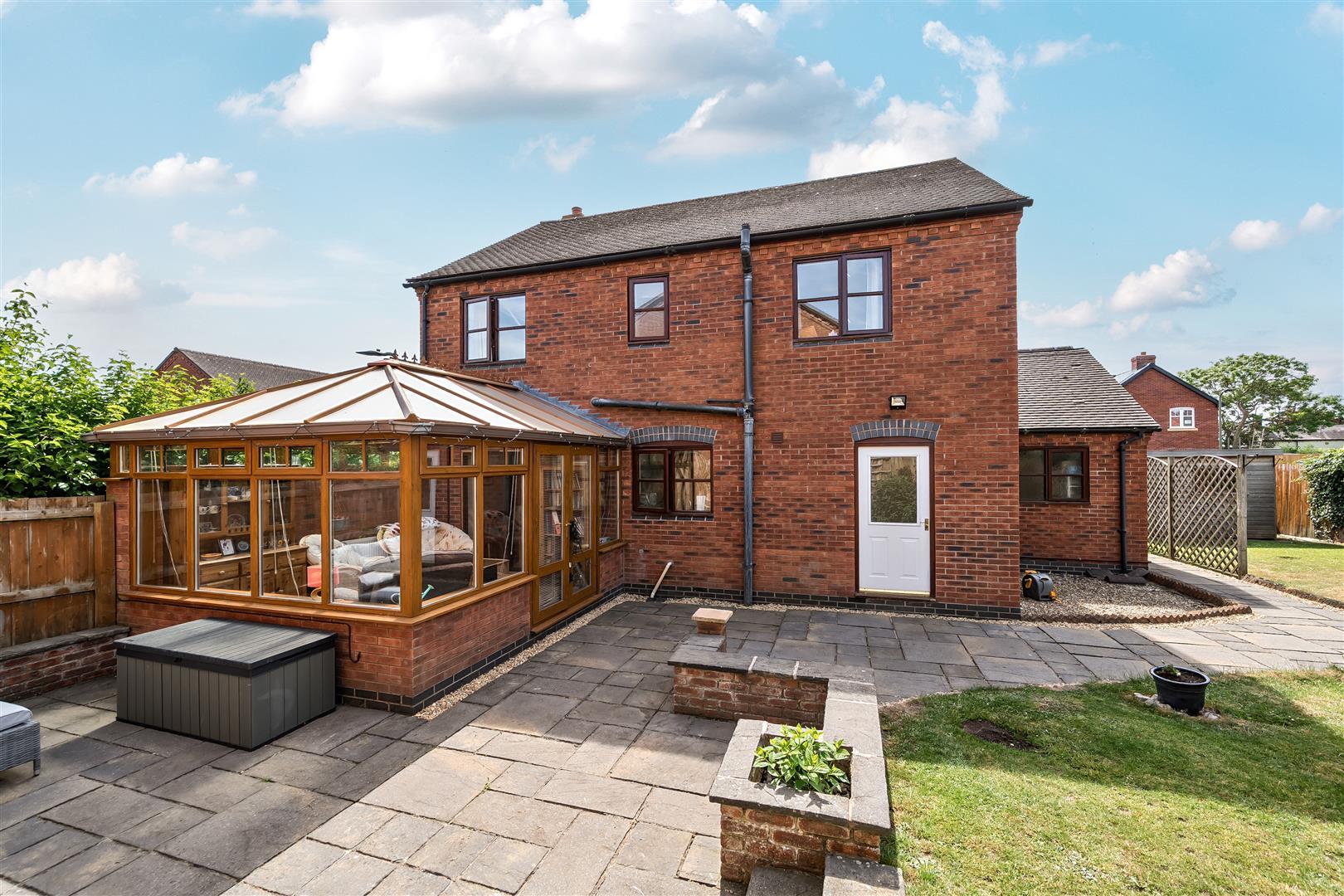 Property Image aaaf6b76-44e2-4ffc-af9e-4ce8338de81b