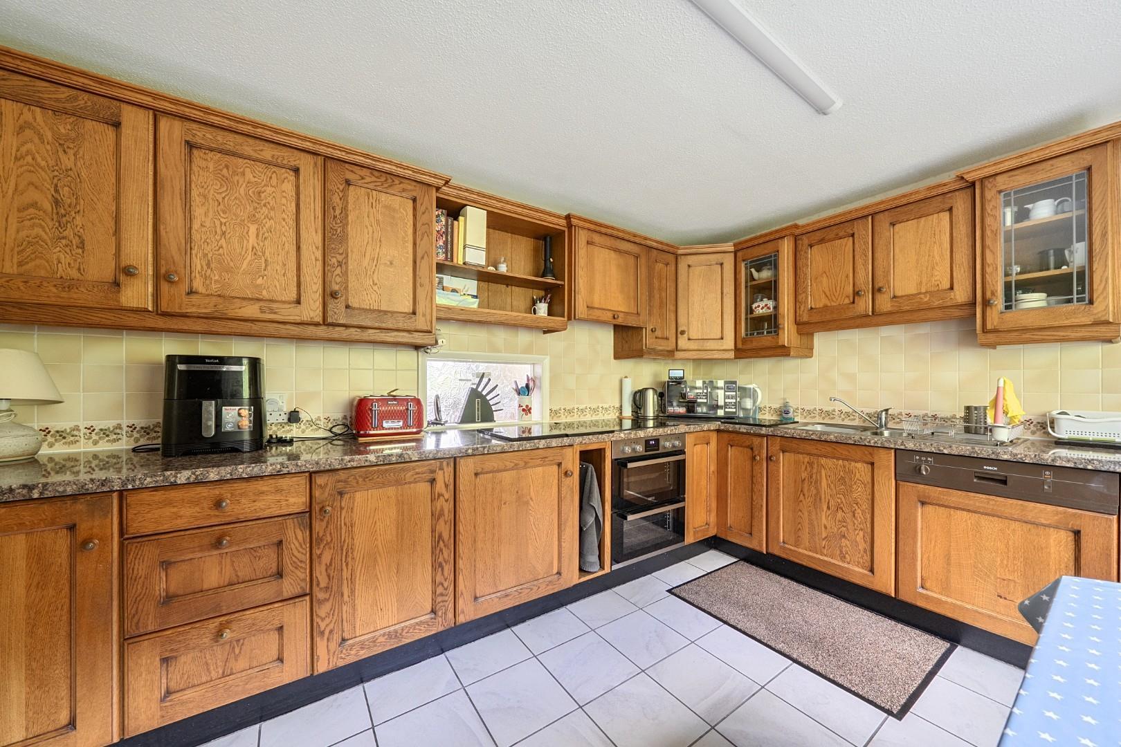 Property Image aac9f7d6-f33e-4ad1-b24c-8b1e7b49f3a7