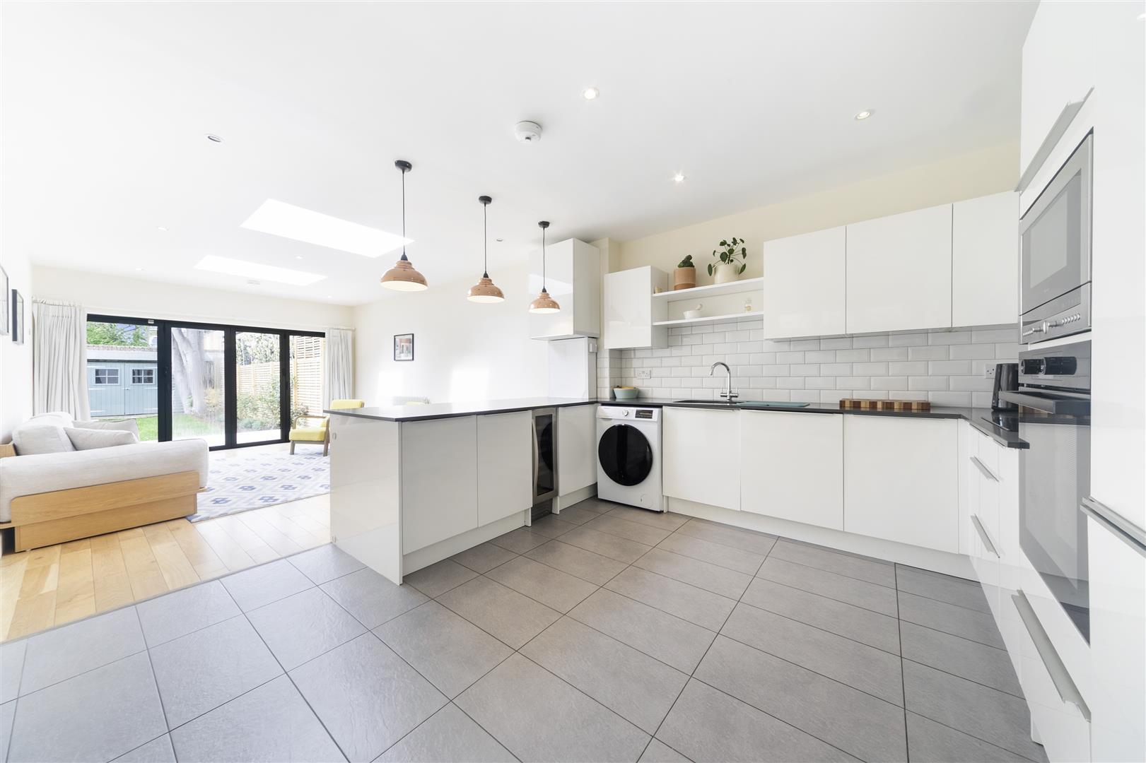 Property Image aae247b2-6e0f-4556-8eb1-4455bafba17e