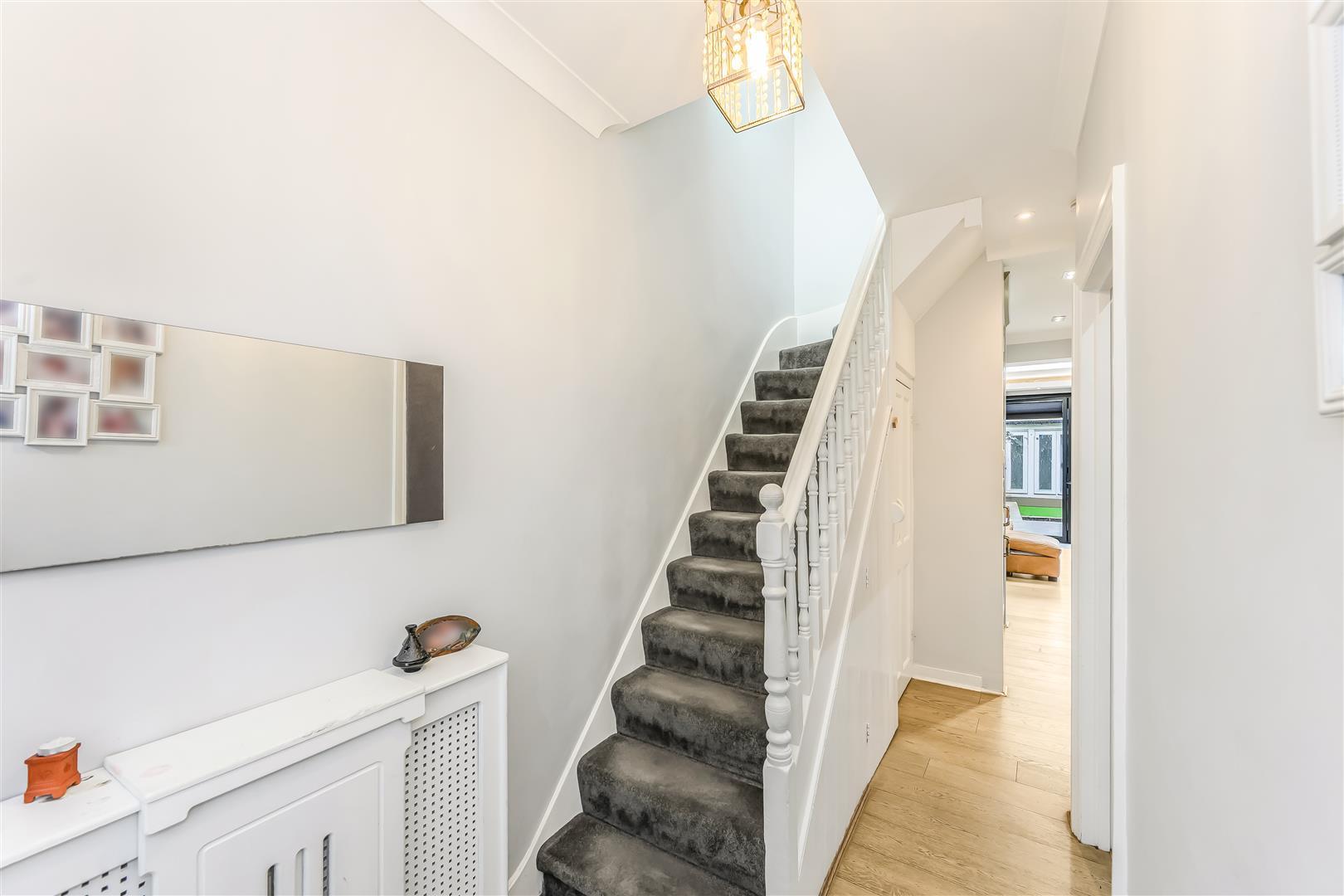 Property Image aaea5cca-7281-43c7-8a37-e74c3fce8f13