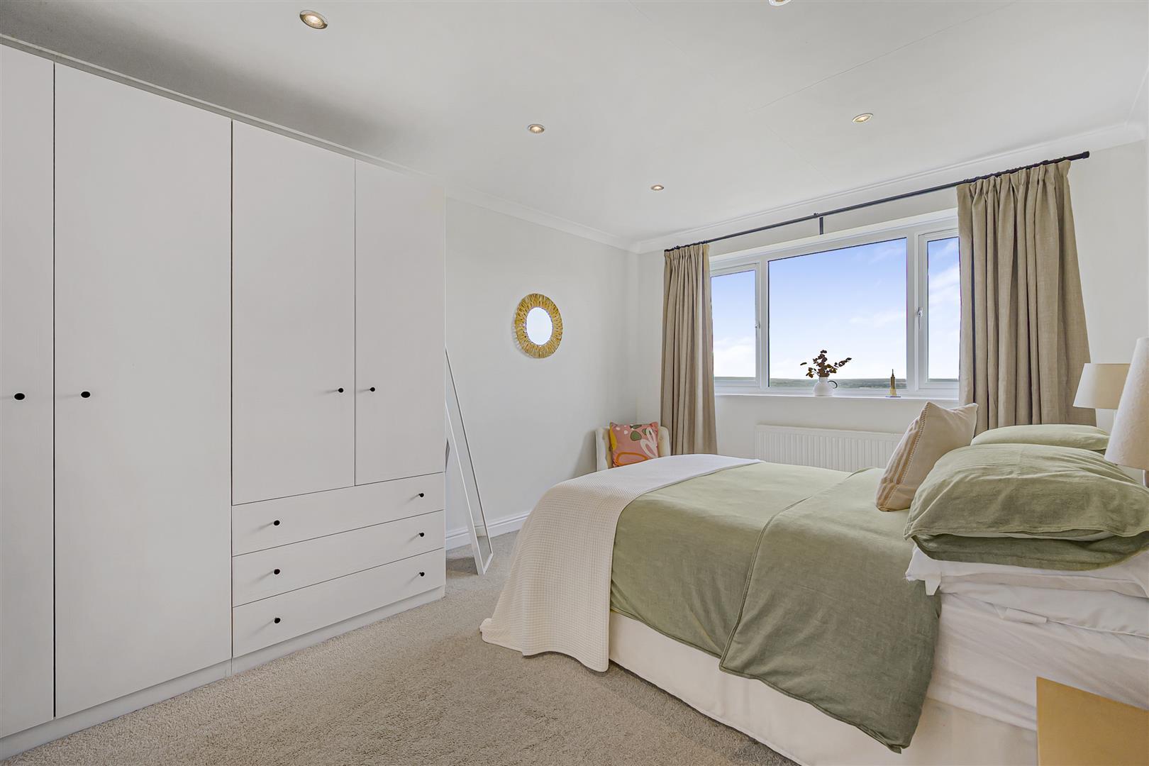 Property Image aaee61d6-d7cd-473d-a5f8-e8a7d56be25d