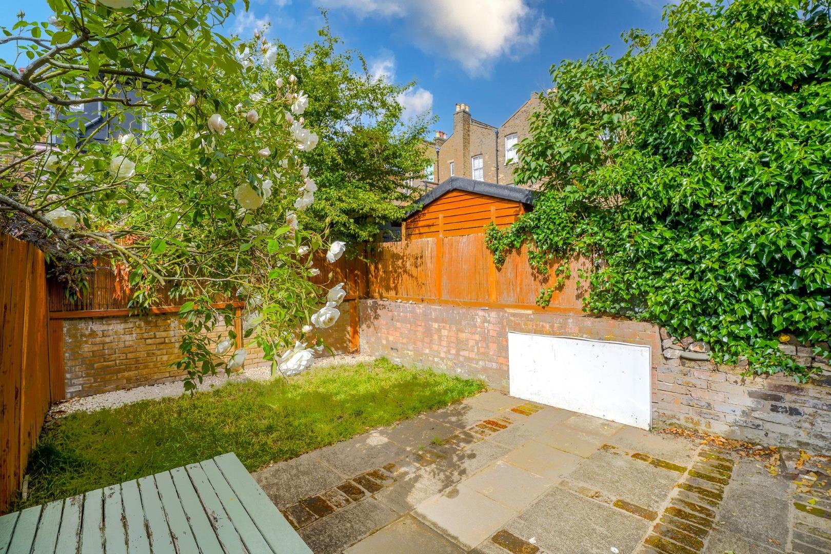 Property Image ab1000d8-9b27-44f2-8061-8a56f99cc8e8